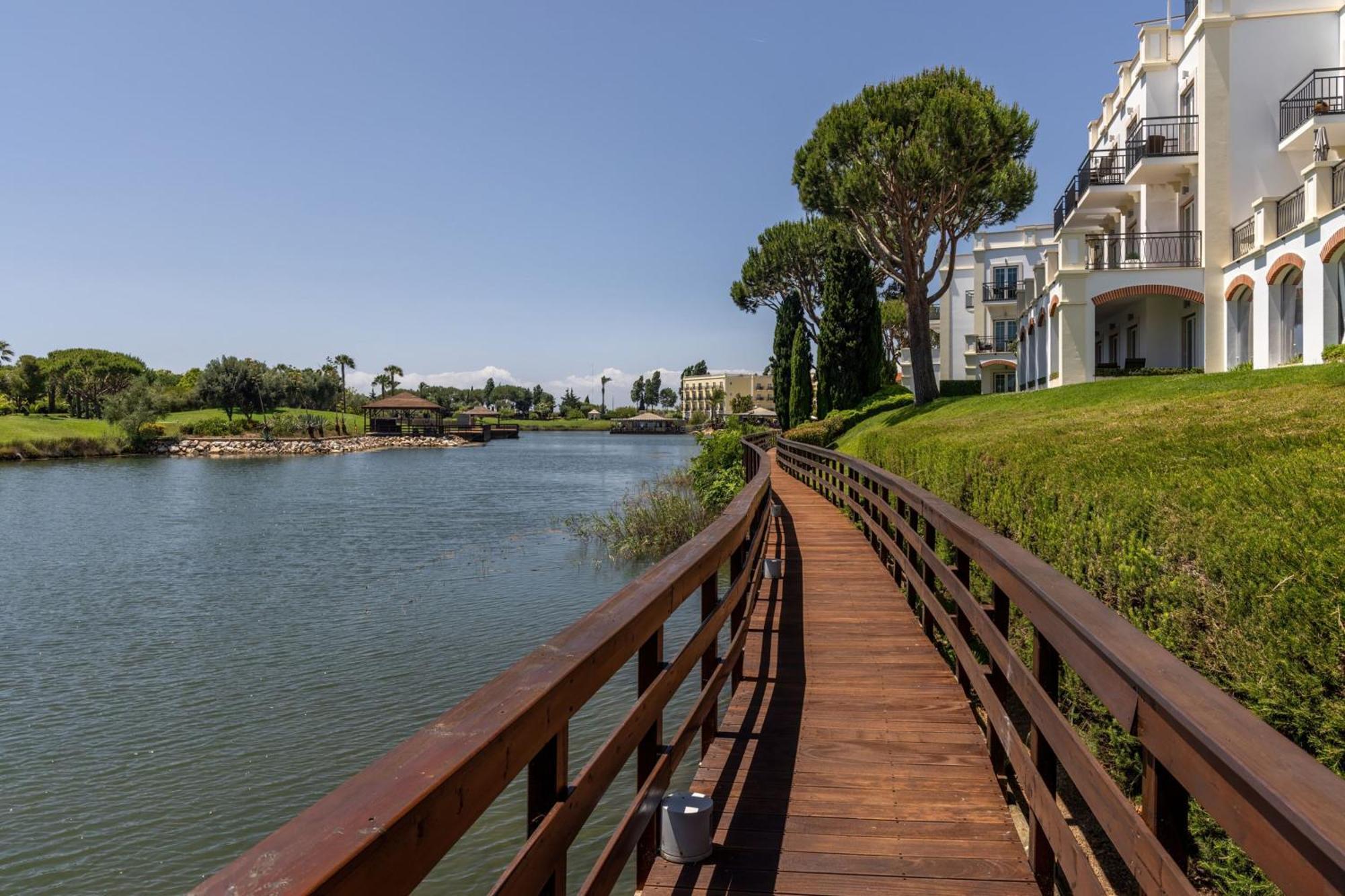 וילהמורה Domes Lake Algarve, Autograph Collection מראה חיצוני תמונה Quinta do Lago